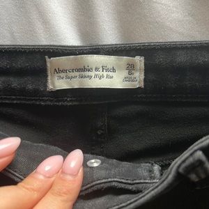 Abercrombie black skinny high rise